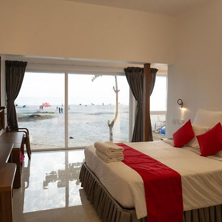 Alappuzha Alleppey Holiday Beach Resort מראה חיצוני תמונה