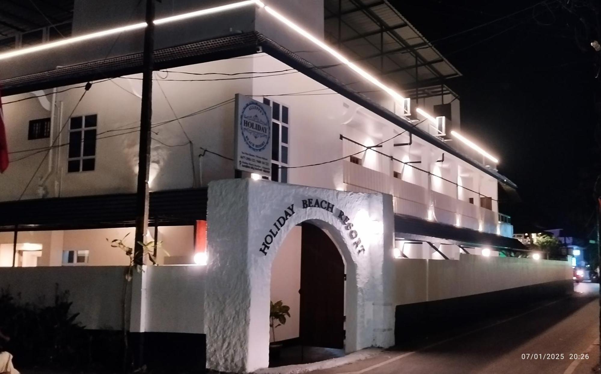 Alappuzha Alleppey Holiday Beach Resort מראה חיצוני תמונה