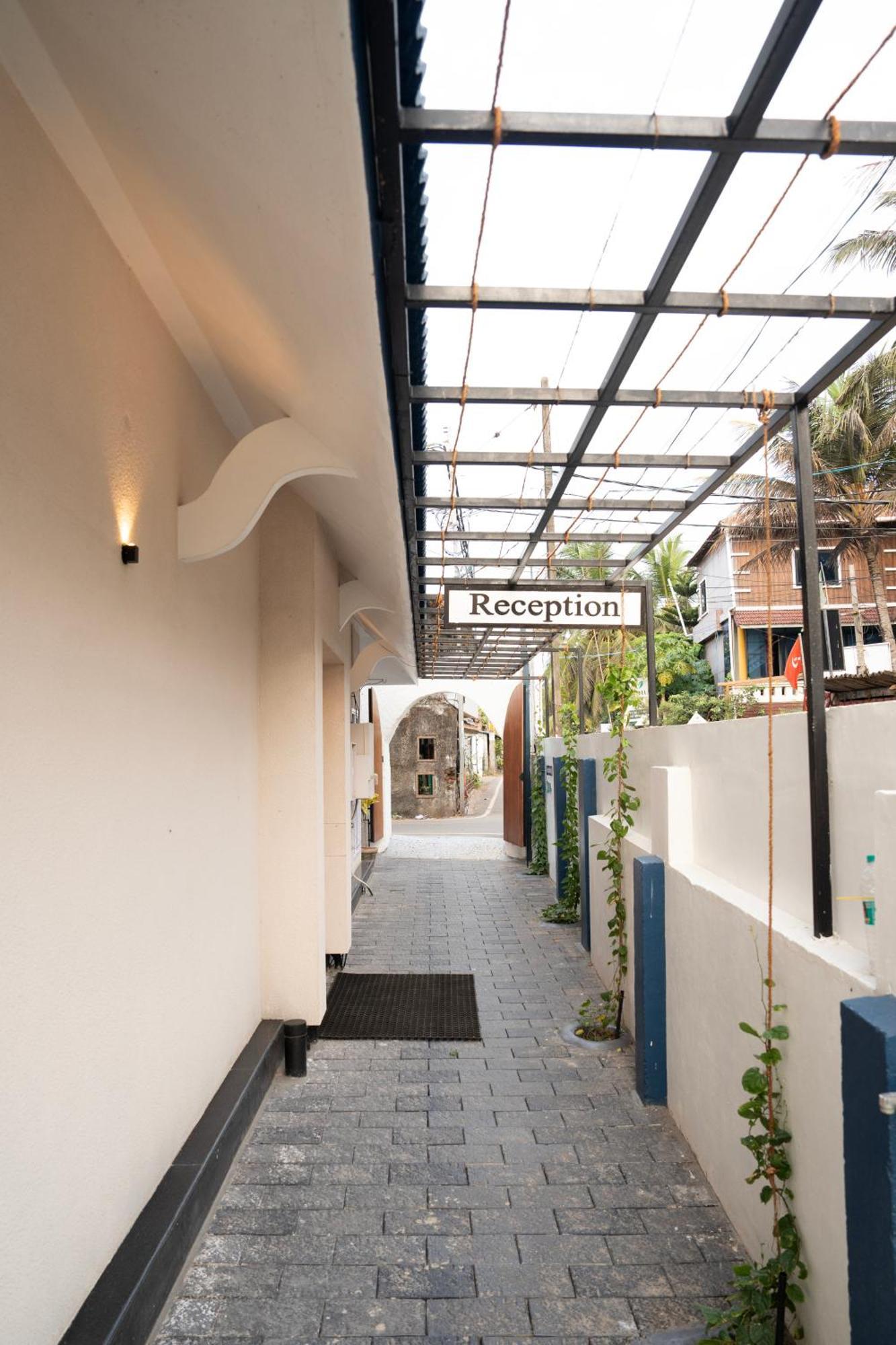 Alappuzha Alleppey Holiday Beach Resort מראה חיצוני תמונה
