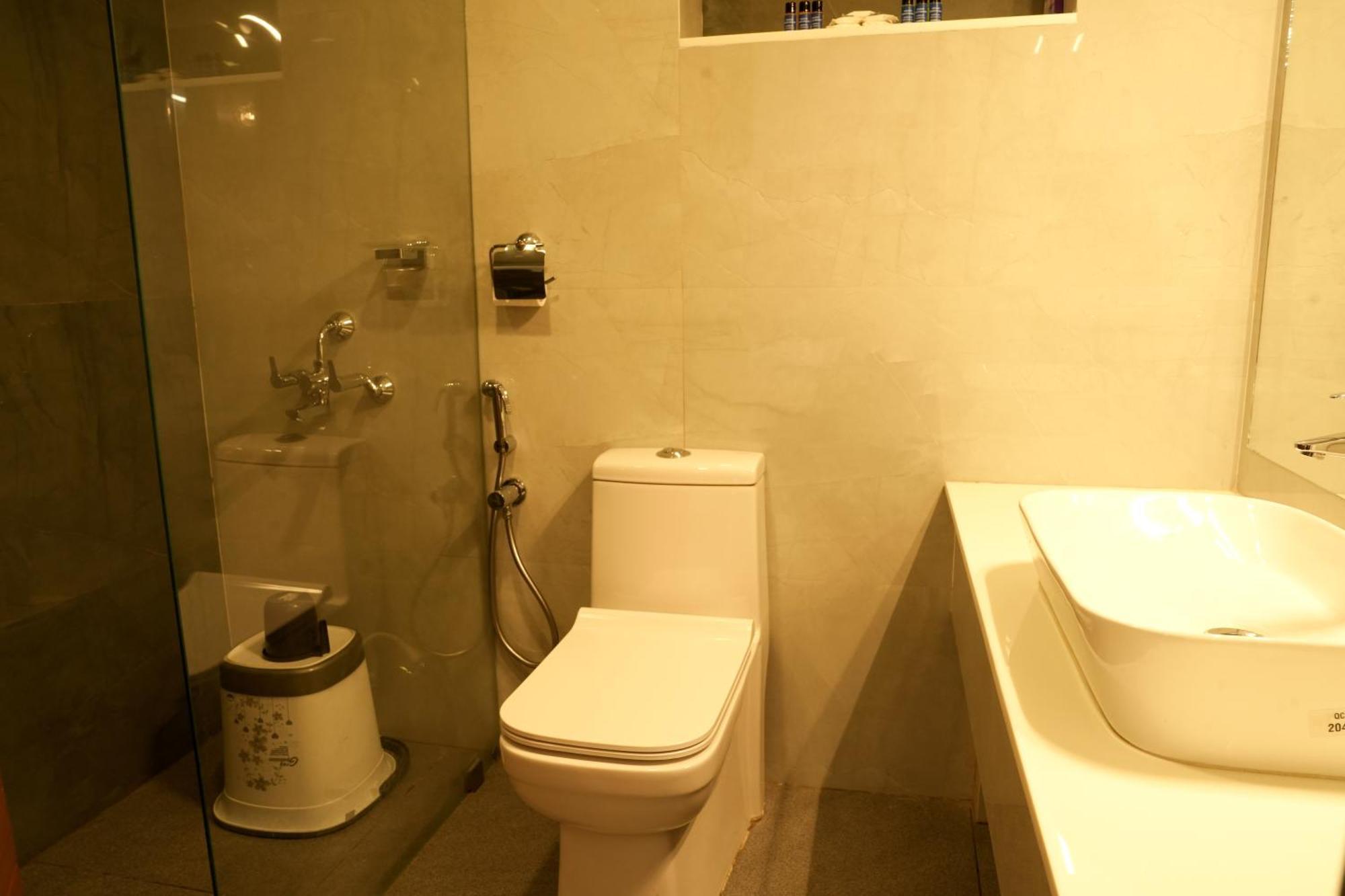 Alappuzha Alleppey Holiday Beach Resort מראה חיצוני תמונה