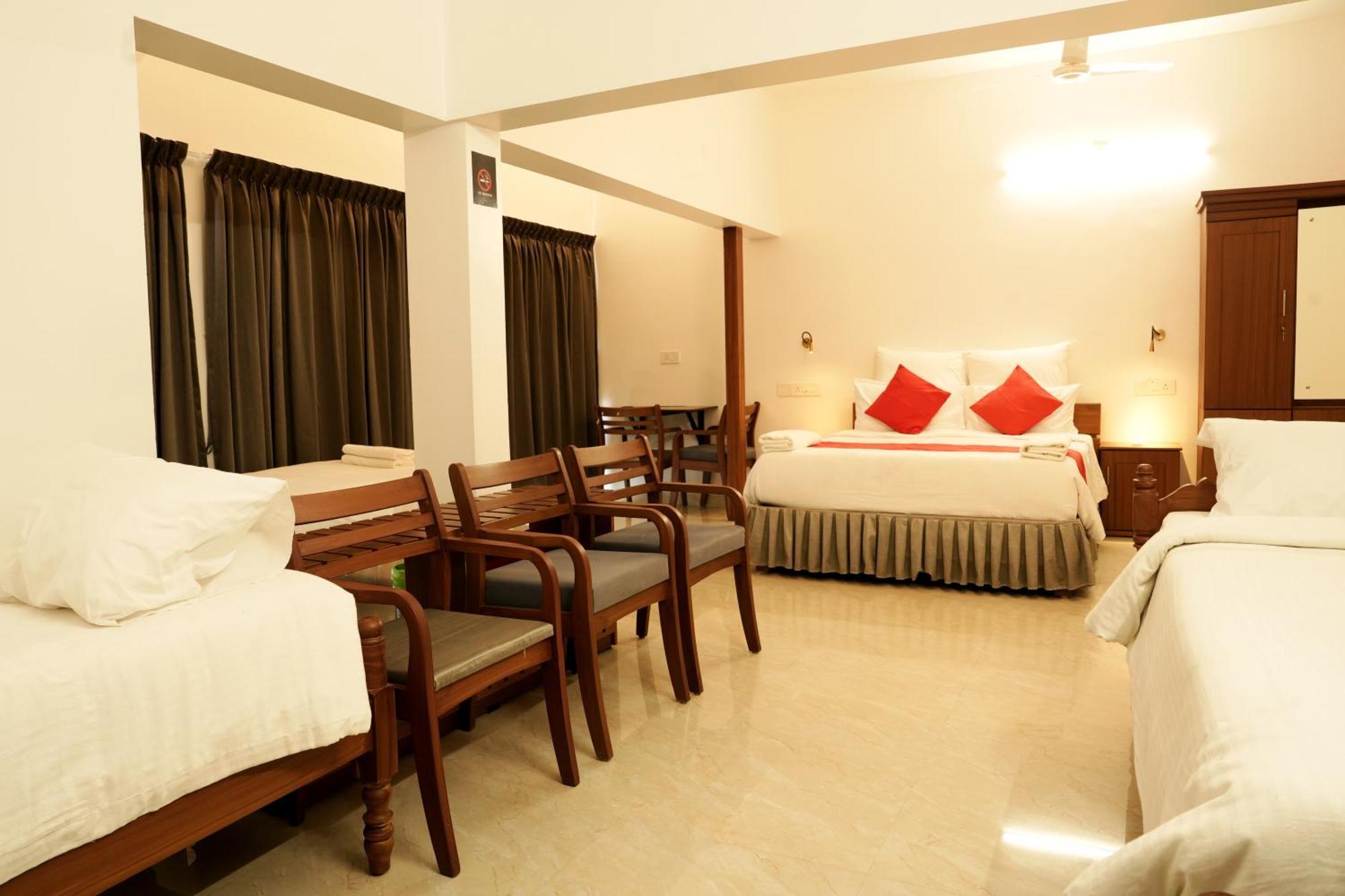 Alappuzha Alleppey Holiday Beach Resort מראה חיצוני תמונה